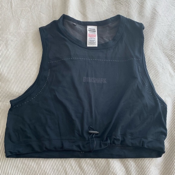 Breeze lightweight seamless crop tank - Picture 2 of 3